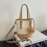 Women's Medium Pu Leather Solid Color Lingge Vintage Style Classic Style Sewing Thread Zipper Bucket Bag main image 1