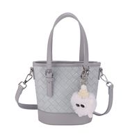 Women's Medium Pu Leather Solid Color Lingge Vintage Style Classic Style Sewing Thread Zipper Bucket Bag sku image 4