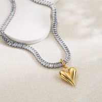 Wholesale Elegant Vintage Style Simple Style Round Water Droplets Heart Shape Copper Plating Three-dimensional Inlay 18K Gold Plated Zircon Pendant Necklace main image 5