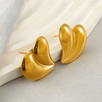 1 Piece Simple Style Classic Style Round Heart Shape Plating 304 Stainless Steel 18K Gold Plated Ear Studs main image 4