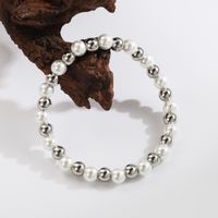 Basic Commute Solid Color 304 Stainless Steel Artificial Pearl 18K Gold Plated Artificial Pearls Bracelets In Bulk sku image 2