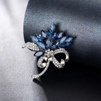 Elegant Vintage Style Color Block Alloy Inlay Artificial Diamond Women's Brooches main image 5