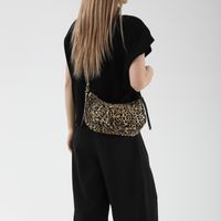 Women's Pu Leather Leopard Classic Style Sewing Thread Dumpling Shape Zipper Crossbody Bag sku image 2