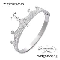 Elegant Solid Color 18K Gold Plated Artificial Diamond Titanium Steel Wholesale Bangle sku image 3