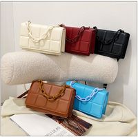 Women's Medium Pu Leather Lattice Solid Color Streetwear Magnetic Buckle Crossbody Bag main image 1