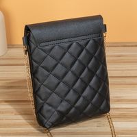Women's Small Pu Leather Solid Color Lingge Basic Vintage Style Lock Clasp Crossbody Bag main image 5