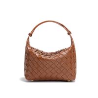 Women's Medium Straw Solid Color Vacation Classic Style Weave Zipper Underarm Bag sku image 7