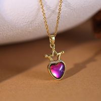 Wholesale Elegant Heart Shape Crown Copper Plating Inlay 18K Gold Plated Glass Zircon Pendant Necklace main image 2