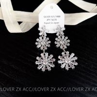 1 Pair Elegant Exaggerated Snowflake Copper Zircon Silver Plated Drop Earrings main image 2