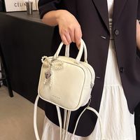 Women's Pu Leather Heart Shape Bow Knot Cute Sewing Thread Zipper Handbag Crossbody Bag main image 3
