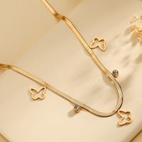 304 Stainless Steel 18K Gold Plated French Style Simple Style Hollow Out Inlay Butterfly Shell Zircon Necklace sku image 2