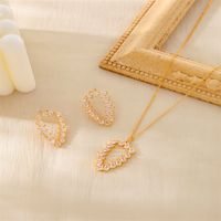 Copper 18K Gold Plated Elegant Lady Bridal Inlay Pine Cones Zircon Earrings Necklace main image 3