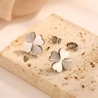 1 Pair Modern Style Sweet Commute Four Leaf Clover 304 Stainless Steel 18K Gold Plated Ear Studs main image 5