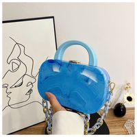 Women's Small Arylic Solid Color Streetwear Magnetic Buckle Handbag main image 4