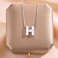 304 Stainless Steel IG Style Simple Style Plating Inlay Four Leaf Clover Round Heart Shape Shell Zircon Pendant Necklace sku image 12