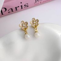 1 Paire Sucré Style Simple Fleur Incruster Alliage Alliage Perle Boucles D'oreilles main image 6