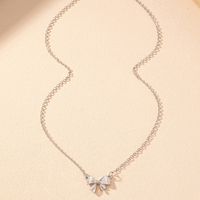 Großhandel Schmuck Einfacher Stil Klassischer Stil Bogenknoten Eisen Zinklegierung Halskette Mit Anhänger sku image 2