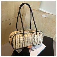 Women's Medium Straw Rainbow Vacation Classic Style Weave Oval Zipper Straw Bag main image 5