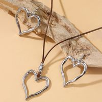 Vintage Style Vacation Heart Shape Alloy Alloy Women's Earrings Necklace Jewelry Set main image 3