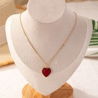 Wholesale Jewelry Elegant Lady Modern Style Heart Shape Plastic Zinc Alloy Artificial Pearls Inlay Pendant Necklace sku image 1