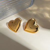 1 Pair Modern Style Classic Style Commute Heart Shape Solid Color Plating 304 Stainless Steel 18K Gold Plated Ear Studs main image 3