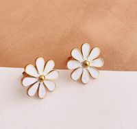 1 Pair Simple Style Classic Style Flower 304 Stainless Steel Titanium Steel 18K Gold Plated Ear Studs main image 4