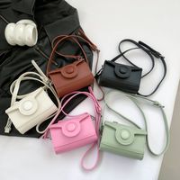 Women's Girl'S Small Pu Leather Solid Color Vintage Style Classic Style Sewing Thread Flip Cover Camera Bag main image 1