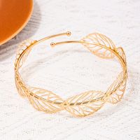 Casual Simple Style Leaves Alloy Plating Hollow Out 14k Gold Plated Women's Arm Bracelet main image 5