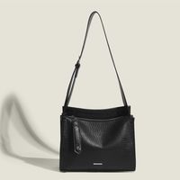 Women's Medium Pu Leather Solid Color Vintage Style Classic Style Zipper Crossbody Bag sku image 1