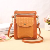 Women's Small Pu Leather Solid Color Lingge Classic Style Zipper Phone Wallets sku image 6