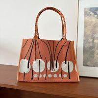 Women's Large Polyester Geometric Classic Style Open Tote Bag sku image 4
