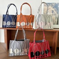 Women's Large Polyester Geometric Classic Style Open Tote Bag main image 9