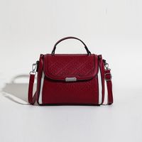 Women's Small Pu Leather Solid Color Lingge Vintage Style Classic Style Magnetic Buckle Crossbody Bag main image 1