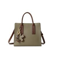 Women's Medium Pu Leather Solid Color Elegant Classic Style Zipper Crossbody Bag main image 3