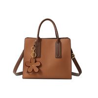 Women's Medium Pu Leather Solid Color Elegant Classic Style Zipper Crossbody Bag sku image 5