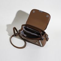 Women's Small Pu Leather Solid Color Lingge Vintage Style Classic Style Magnetic Buckle Crossbody Bag main image 3