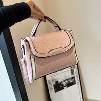 Women's Small Pu Leather Solid Color Lingge Vintage Style Classic Style Magnetic Buckle Crossbody Bag main image 5
