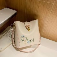 Women's Medium Pu Leather Flower Elegant Vintage Style Square Lock Clasp Bucket Bag sku image 1