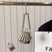 Women's Mini Metal Solid Color Cute Vintage Style Beading Lock Clasp Dome Bag sku image 3