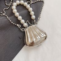 Frau Mini Metall Einfarbig Süß Vintage-Stil Perlen Sperren Kuppeltasche sku image 1