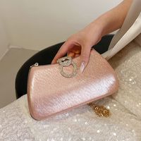 Women's Small Special Material Solid Color Elegant Vintage Style Pillow Shape Lock Clasp Evening Bag main image 2