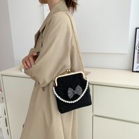 Femmes Petit Lumière Diamant Faux Cuir Couleur Unie Noeud D'Arc Style Vintage Fermoir Cadre Sac Bandoulière main image 5