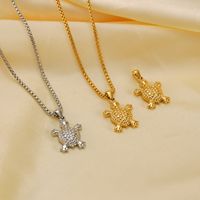304 Stainless Steel 18K Gold Plated Elegant Simple Style Tortoise Pendant Necklace main image 7