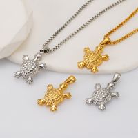 304 Stainless Steel 18K Gold Plated Elegant Simple Style Tortoise Pendant Necklace main image 4