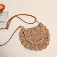 Women's Medium Cotton Solid Color Vacation Beach Weave Semicircle Magnetic Buckle Straw Bag sku image 2