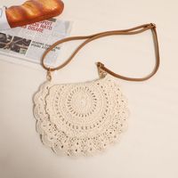 Women's Medium Cotton Solid Color Vacation Beach Weave Semicircle Magnetic Buckle Straw Bag main image 4