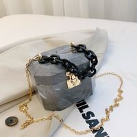 Women's Small Arylic Solid Color Vintage Style Classic Style Square Lock Clasp Box Bag sku image 6