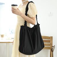 Women's Large Nylon Solid Color Basic Classic Style Magnetic Buckle Shoulder Bag main image 2