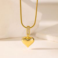 Wholesale Cute Simple Style Commute Heart Shape 304 Stainless Steel Inlay 18K Gold Plated Artificial Rhinestones Pendant Necklace main image 4