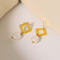 1 Pair Handmade Simple Style Rhombus Pearl Hollow Out Titanium Steel 18K Gold Plated Drop Earrings main image 4